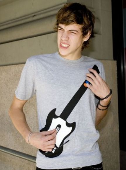 BT-airguitarhero-featured-3310.jpg